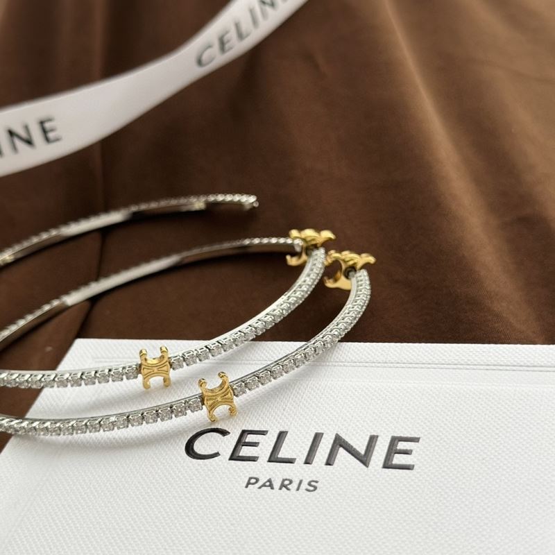 Ce1i*e bracelets